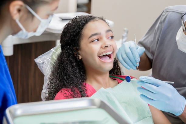 Best Dentist Open Late Near Me  in Manly, IA